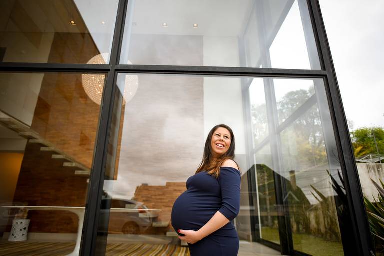 Ensaio gestante lifestyle Tatiane Bot em Campo Largo, pelo melhor fotógrafo de Curitiba e Campo Largo, Michel Druziki.