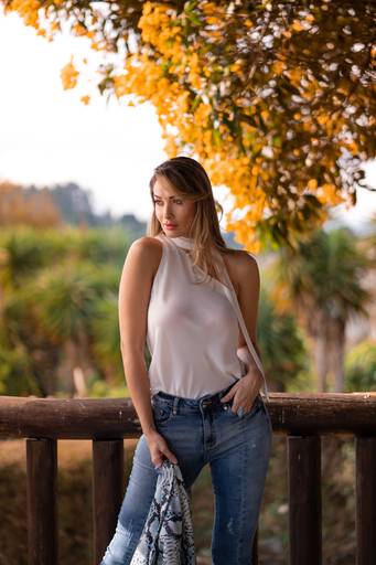 Michel Druziki melhor fotógrafo de campo largo e Curitiba modelo ensaio externo feminino flores amarelas