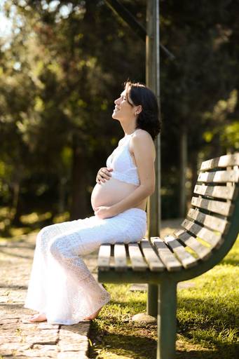 Ensaio gestante Fabiana no parque, fotografado pelo melhor fotógrafo de Curitiba e Campo Largo, Michel Druziki.