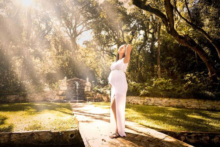 Ensaio gestante Fernanda na estância Ouro Fino, fotografado pelo melhor fotógrafo de Curitiba e Campo Largo, Michel Druziki.