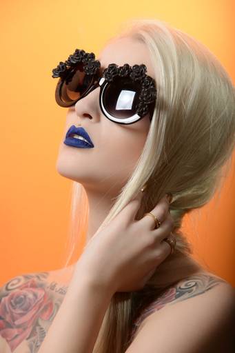 Ensaio feminino sensual, conceitual  Kauana Trojahn  fotografado pelo melhor fotógrafo de Curitiba e Campo Largo, Michel Druziki.