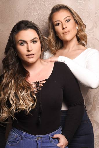 Ensaio feminino amigas, fotografado pelo melhor fotógrafo de Curitiba e Campo Largo, Michel Druziki.