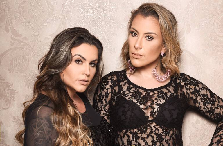 Ensaio feminino amigas, fotografado pelo melhor fotógrafo de Curitiba e Campo Largo, Michel Druziki.