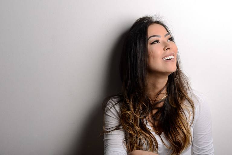 Ensaio sensual Udi em estúdio  fotografado pelo melhor fotógrafo de Curitiba e Campo Largo, Michel Druziki. 