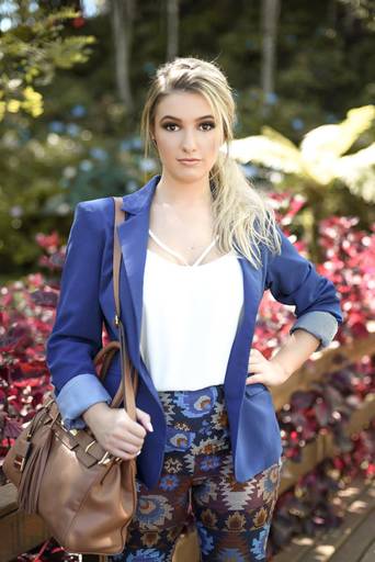 Michel druziki melhor fotografo de curitiba e campo largo ensaio mulher campo Camylla Costa