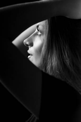 Ensaio feminino sensual, Ingrid fotografado pelo melhor fotógrafo de Curitiba e Campo Largo, Michel Druziki.