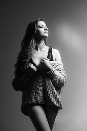 Ensaio feminino sensual, Ingrid fotografado pelo melhor fotógrafo de Curitiba e Campo Largo, Michel Druziki.