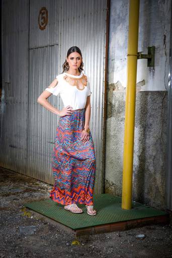 Ensaio feminino conceitual dentro da fábrica fotografado pelo melhor fotógrafo de Curitiba e Campo Largo, Michel Druziki. 