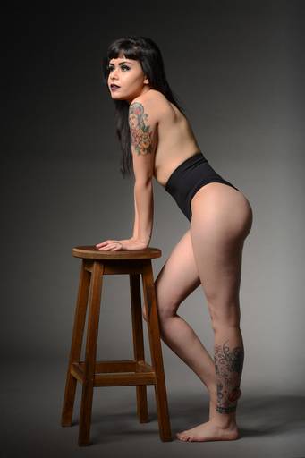 Michel druziki melhor fotografo de curitiba e campo largo ensaio estúdio sensual mulher tatuagem 