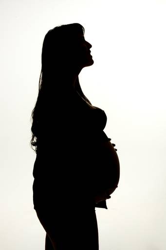 Ensaio gestante em estúdio Mayara Kroetz em Campo Largo, pelo melhor fotógrafo de Curitiba e região, Michel Druziki.