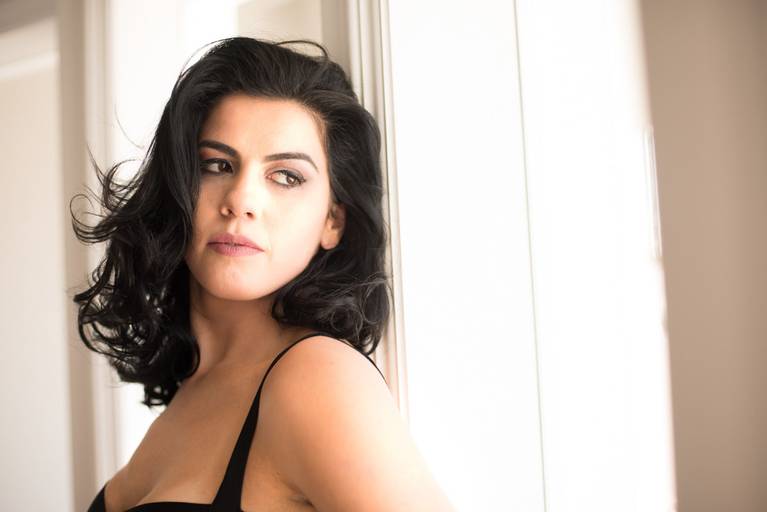 Michel druziki melhor fotografo de curitiba e campo largo ensaio lifestyle mulher na janela