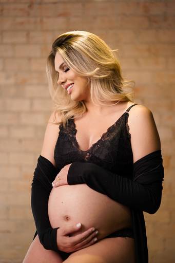 ensaio gestante ensaio estudio gestante em estúdio melhor fotografo curitiba melhor fotografo de ensaio portrait foto de gravida curitiba foto de ensaio melhor fotografo estudio casamento luisa