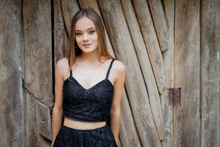 aniversário 15 anos ensaio menina bonita melhor fotografo de 15 anos melhor fotografo de evento melhor fotografo de ensaio curitiba campo largo brasil fotografia menina 15 anos