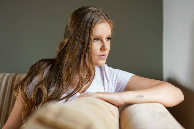 ensaio feminino modelo ensaio sensual curitiba sorriso mulher bonita book fotografico mulher olhando para a câmera