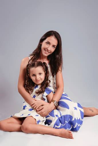 Ensaio de famílias em estúdio-ensaio de familia em estúdio-retratos de famílias em estúdio-ensaio em estúdio