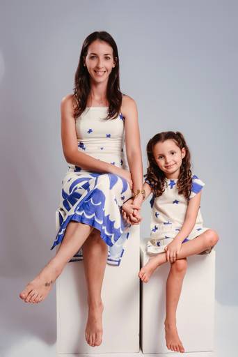 Ensaio de famílias em estúdio-ensaio de familia em estúdio-retratos de famílias em estúdio-ensaio em estúdio