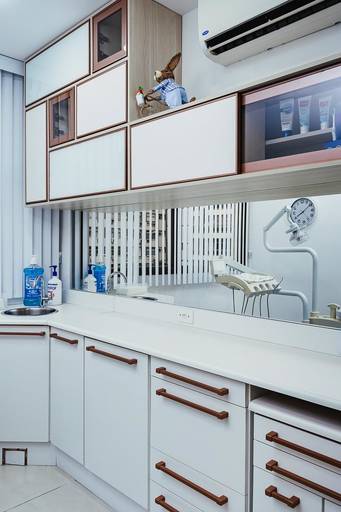 Ambiente clínico odontológico decorado para marketing na área da saúde em Niterói