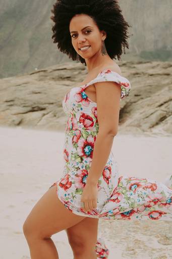 book fotográfico feminino praia itacoatiara
