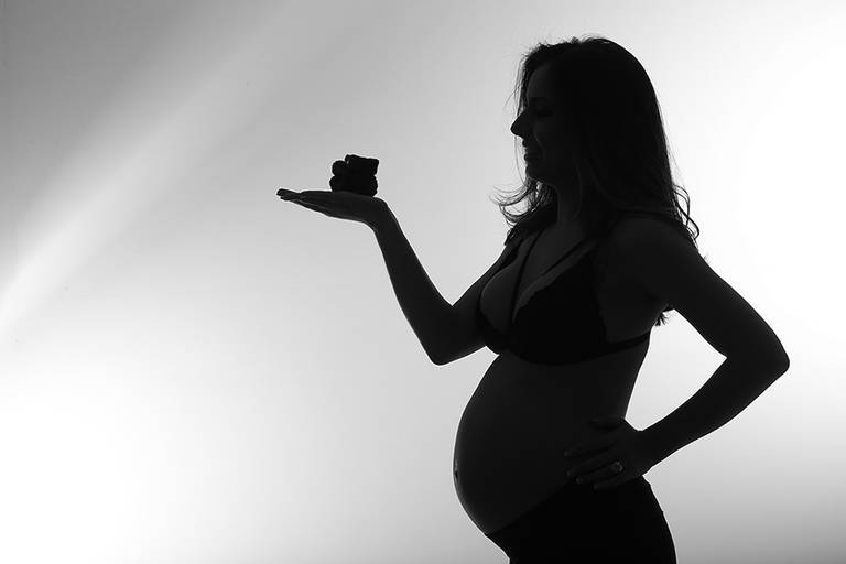 maternity pregnancy photographer session boston massachussets dkhdk