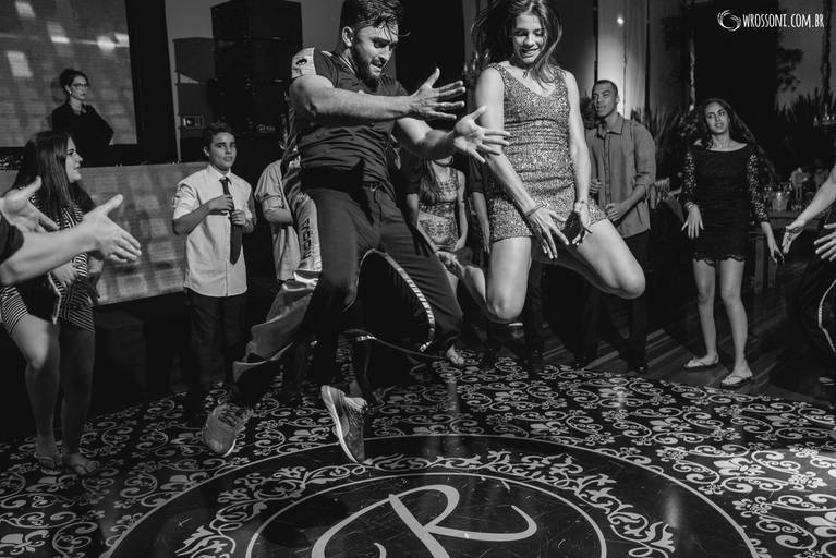 fotografia 15 anos porto alegre, filmagem 15 anos porto alegre, book 15 anos porto alegre, ensaio 15 anos, fotografia book 15 anos, inspiração 15 ano, coreografia 15 anos, abertura de pista 15 anos, valsa 15 anos, 