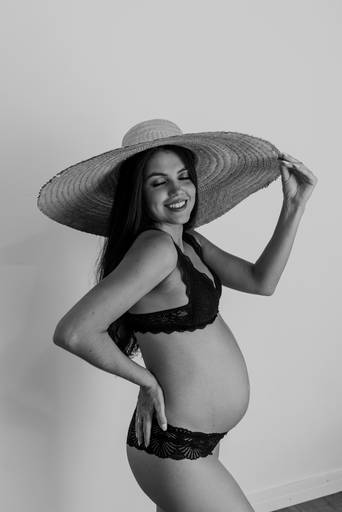 ensaio gestante em Petrópolis, fotos de gestante, gestação, grávidas, fotografia gestacional, estúdio em Petrópolis, fotos de gestante externas, fotos de gestante em estúdio, momentum photographia, referencia em fotos de gestante