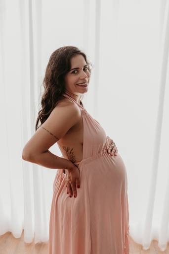 ensaio gestante em Petrópolis, fotos de gestante, gestação, grávidas, fotografia gestacional, estúdio em Petrópolis, fotos de gestante externas, fotos de gestante em estúdio, momentum photographia, referencia em fotos de gestante