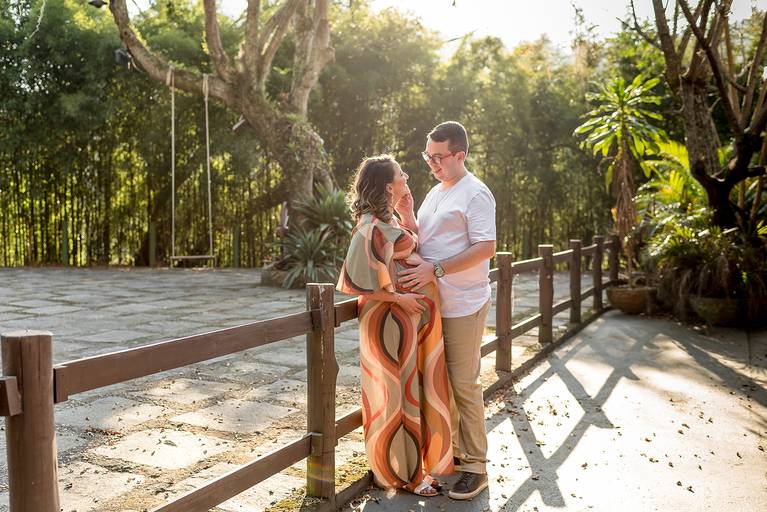 ensaio gestante em Petrópolis, fotos de gestante, gestação, grávidas, fotografia gestacional, estúdio em Petrópolis, fotos de gestante externas, fotos de gestante em estúdio, momentum photographia, referencia em fotos de gestante