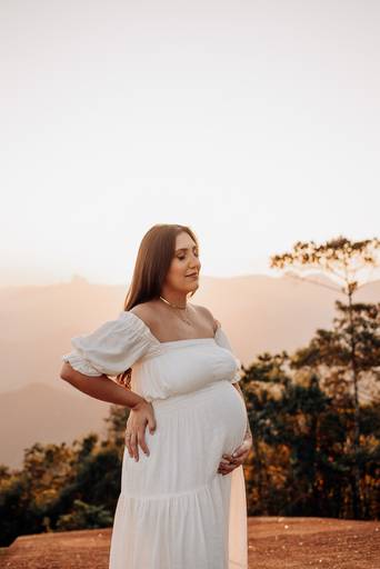 ensaio gestante em Petrópolis, fotos de gestante, gestação, grávidas, fotografia gestacional, estúdio em Petrópolis, fotos por do sol