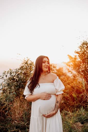 ensaio gestante em Petrópolis, fotos de gestante, gestação, grávidas, fotografia gestacional, estúdio em Petrópolis, fotos por do sol