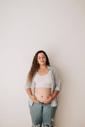 ensaio gestante em Petrópolis, fotos de gestante, gestação, grávidas, fotografia gestacional, estúdio em Petrópolis, fotos 