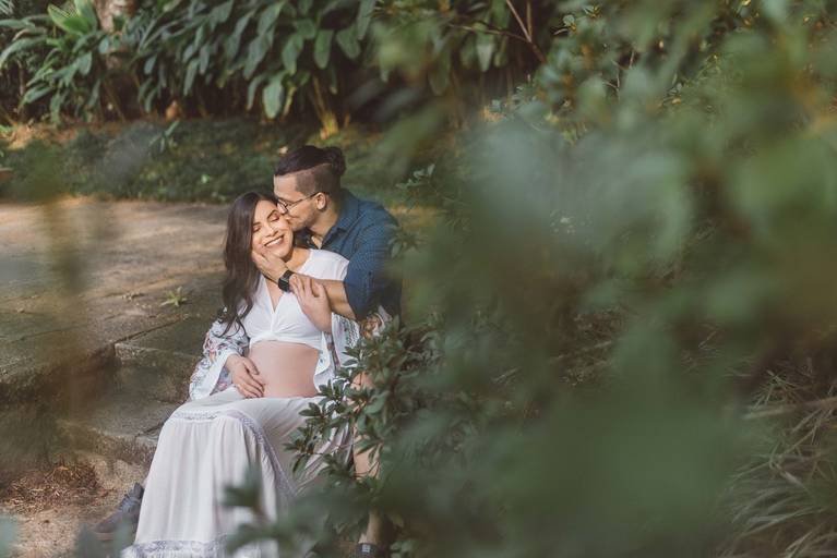 ensaio gestante em Petrópolis, fotos de gestante, gestação, grávidas, fotografia gestacional, estúdio em Petrópolis, fotos de gestante externas, fotos de gestante em estúdio, momentum photographia, referencia em fotos de gestante