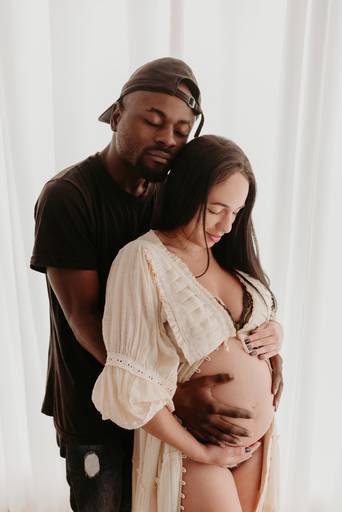 ensaio gestante em Petrópolis, fotos de gestante, gestação, grávidas, fotografia gestacional, estúdio em Petrópolis, fotos de gestante externas, fotos de gestante em estúdio, momentum photographia, referencia em fotos de gestante