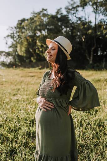 ensaio gestante em Petrópolis, fotos de gestante, gestação, grávidas, fotografia gestacional, estúdio em Petrópolis, fotos de gestante externas, fotos de gestante em estúdio, momentum photographia, referencia em fotos de gestante