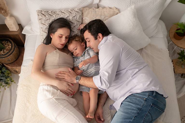 ensaio gestante em Petrópolis, fotos de gestante, gestação, grávidas, fotografia gestacional, estúdio em Petrópolis, fotos de gestante externas, fotos de gestante em estúdio, momentum photographia, referencia em fotos de gestante