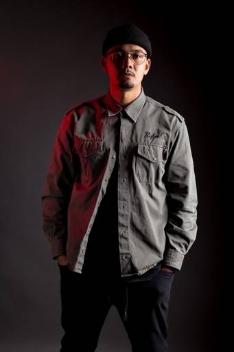 Ensaio fotográfico retratocorporativo estudio  sessao perfilprofissional posicionamentodeimagem videomarketing fotografia São Carlos SP Juliana Torres producaoaudiovisual fotografa videomaker marketingdigital producaodeconteudo fotodeperfil branding