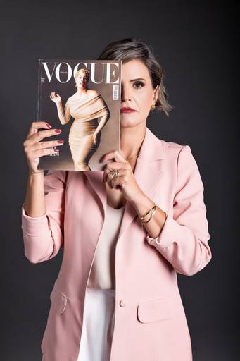 Ensaio fotográfico retratocorporativo estudio  sessao perfilprofissional posicionamentodeimagem videomarketing fotografia São Carlos SP Juliana Torres producaoaudiovisual fotografa videomaker marketingdigital producaodeconteudo fotodeperfil branding