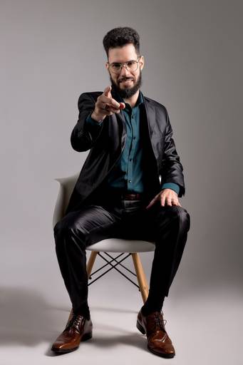 Ensaio fotográfico retratocorporativo estudio  sessao perfilprofissional posicionamentodeimagem videomarketing fotografia São Carlos SP Juliana Torres producaoaudiovisual fotografa videomaker marketingdigital producaodeconteudo fotodeperfil branding