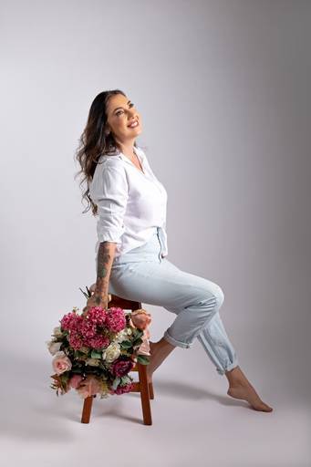 Ensaio fotográfico retratocorporativo estudio  sessao perfilprofissional posicionamentodeimagem videomarketing fotografia São Carlos SP Juliana Torres producaoaudiovisual fotografa videomaker marketingdigital producaodeconteudo fotodeperfil branding