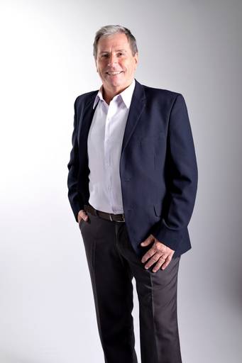 Ensaio fotográfico retratocorporativo estudio  sessao perfilprofissional posicionamentodeimagem videomarketing fotografia São Carlos SP Juliana Torres producaoaudiovisual fotografa videomaker marketingdigital producaodeconteudo fotodeperfil branding