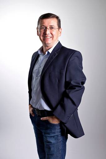 Ensaio fotográfico retratocorporativo estudio  sessao perfilprofissional posicionamentodeimagem videomarketing fotografia São Carlos SP Juliana Torres producaoaudiovisual fotografa videomaker marketingdigital producaodeconteudo fotodeperfil branding