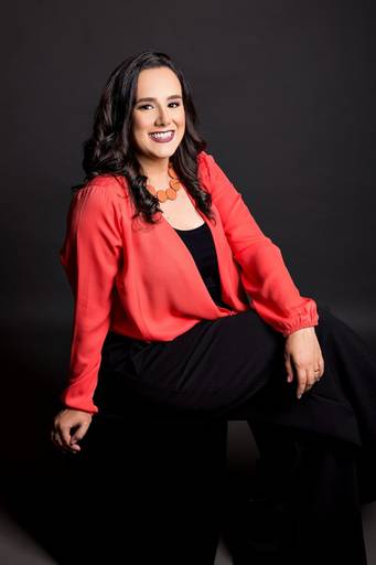 Ensaio fotográfico retratocorporativo estudio  sessao perfilprofissional posicionamentodeimagem videomarketing fotografia São Carlos SP Juliana Torres producaoaudiovisual fotografa videomaker marketingdigital producaodeconteudo fotodeperfil branding