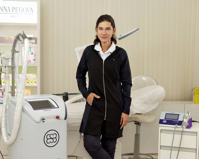 Ensaio fotográfico retratocorporativo estudio  sessao perfilprofissional posicionamentodeimagem videomarketing fotografia São Carlos SP Juliana Torres producaoaudiovisual fotografa videomaker marketingdigital producaodeconteudo fotodeperfil branding