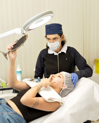 Ensaio fotográfico retratocorporativo estudio  sessao perfilprofissional posicionamentodeimagem videomarketing fotografia São Carlos SP Juliana Torres producaoaudiovisual fotografa videomaker marketingdigital producaodeconteudo fotodeperfil branding