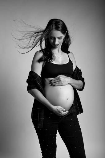 Ensaio fotográfico gestante estudio  grávida gravidez gestacao book fotografia São Carlos SP Juliana Torres Figurinos fotografa newborn recem nascido bebê poses newborn maternidade sessão  fotos de gravida