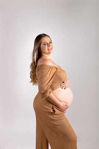 Ensaio fotográfico gestante estudio  grávida gravidez gestacao book fotografia São Carlos SP Juliana Torres Figurinos fotografa newborn recem nascido bebê poses newborn maternidade sessão  fotos de gravida