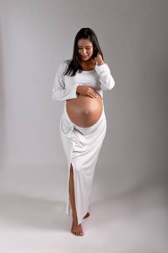 Ensaio fotográfico gestante estudio  grávida gravidez gestacao book fotografia São Carlos SP Juliana Torres Figurinos fotografa newborn recem nascido bebê poses newborn maternidade sessão  fotos de gravida