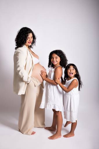 Ensaio fotográfico gestante estudio  grávida gravidez gestacao book fotografia São Carlos SP Juliana Torres Figurinos fotografa newborn recem nascido bebê poses newborn maternidade sessão  fotos de gravida