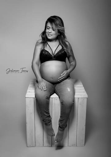 Ensaio fotográfico gestante estudio  grávida gravidez gestacao book fotografia São Carlos SP Juliana Torres Figurinos fotografa newborn recem nascido bebê poses newborn maternidade sessão  fotos de gravida