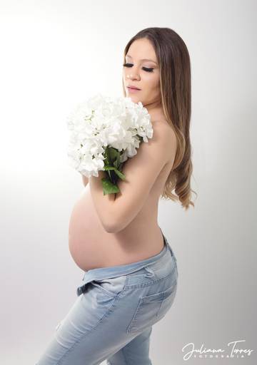 Ensaio fotográfico gestante estudio  grávida gravidez gestacao book fotografia São Carlos SP Juliana Torres Figurinos fotografa newborn recem nascido bebê poses newborn maternidade sessão  fotos de gravida