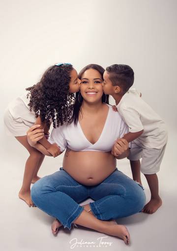 Ensaio fotográfico gestante estudio  grávida gravidez gestacao book fotografia São Carlos SP Juliana Torres Figurinos fotografa newborn recem nascido bebê poses newborn maternidade sessão  fotos de gravida